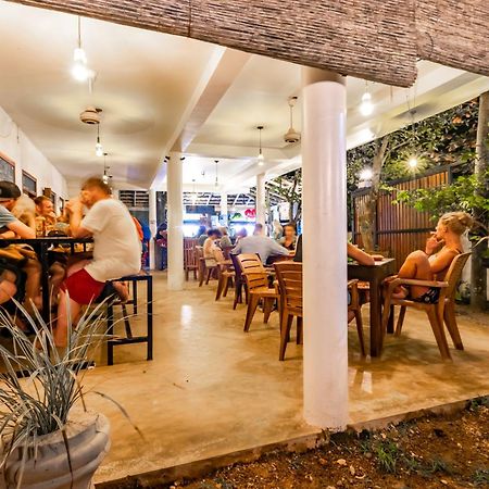 Dorian Guest House And Restaurant Weligama Bagian luar foto