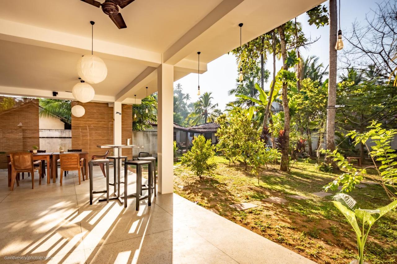 Dorian Guest House And Restaurant Weligama Bagian luar foto