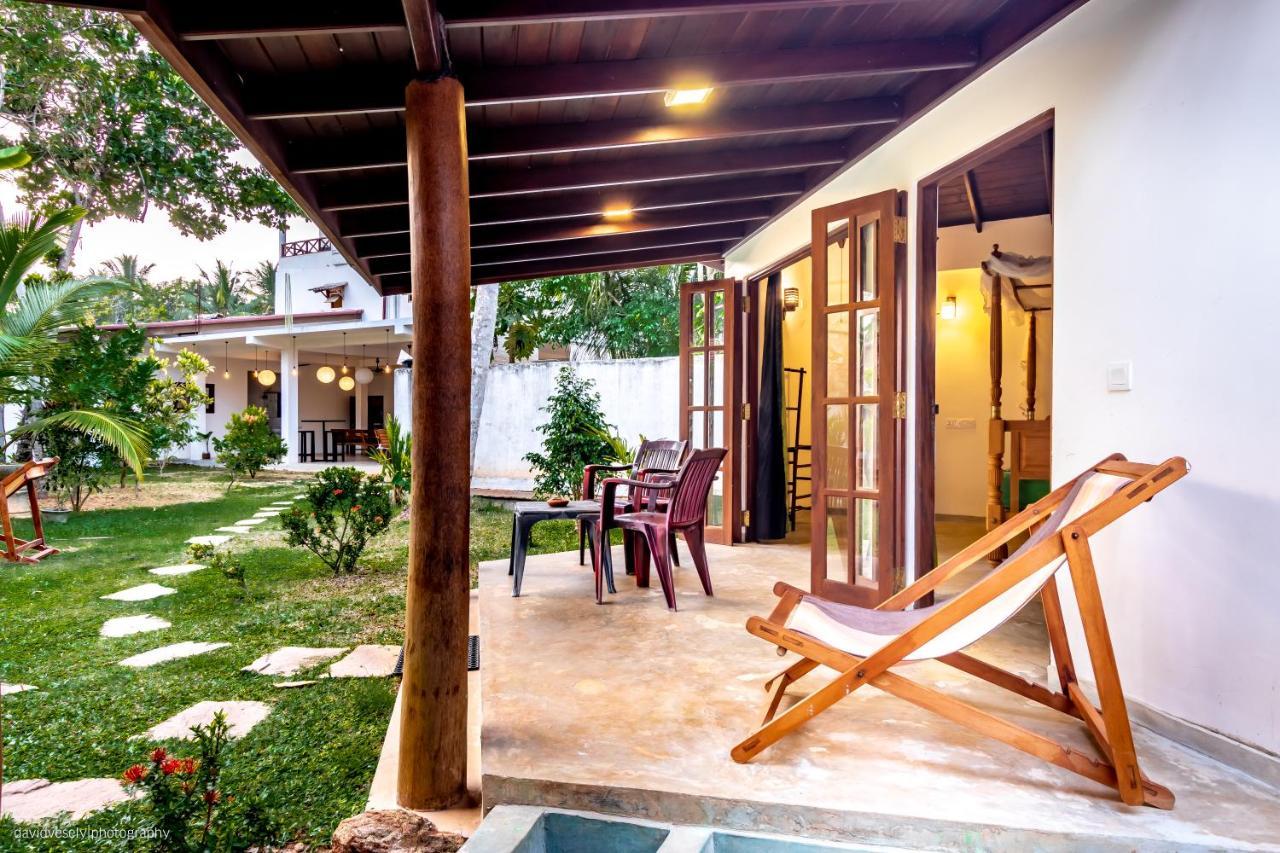 Dorian Guest House And Restaurant Weligama Bagian luar foto