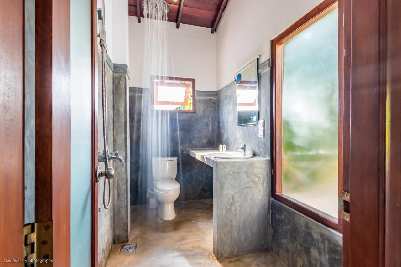 Dorian Guest House And Restaurant Weligama Bagian luar foto